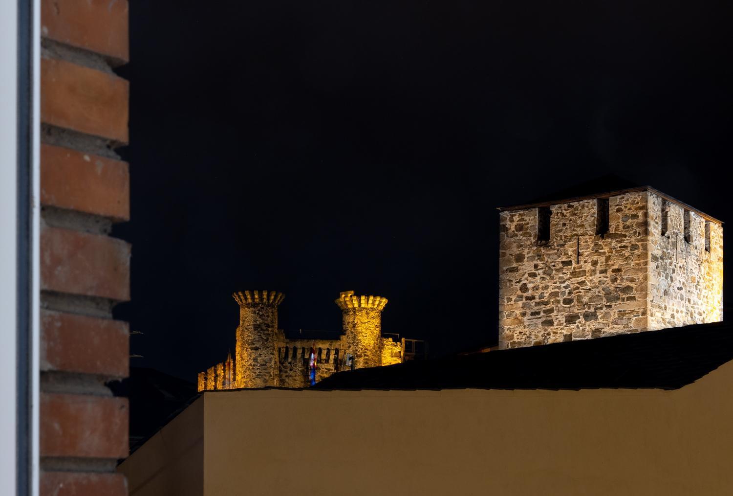 Nomada Castillo _ Vut-Le-251 Ponferrada Exterior photo