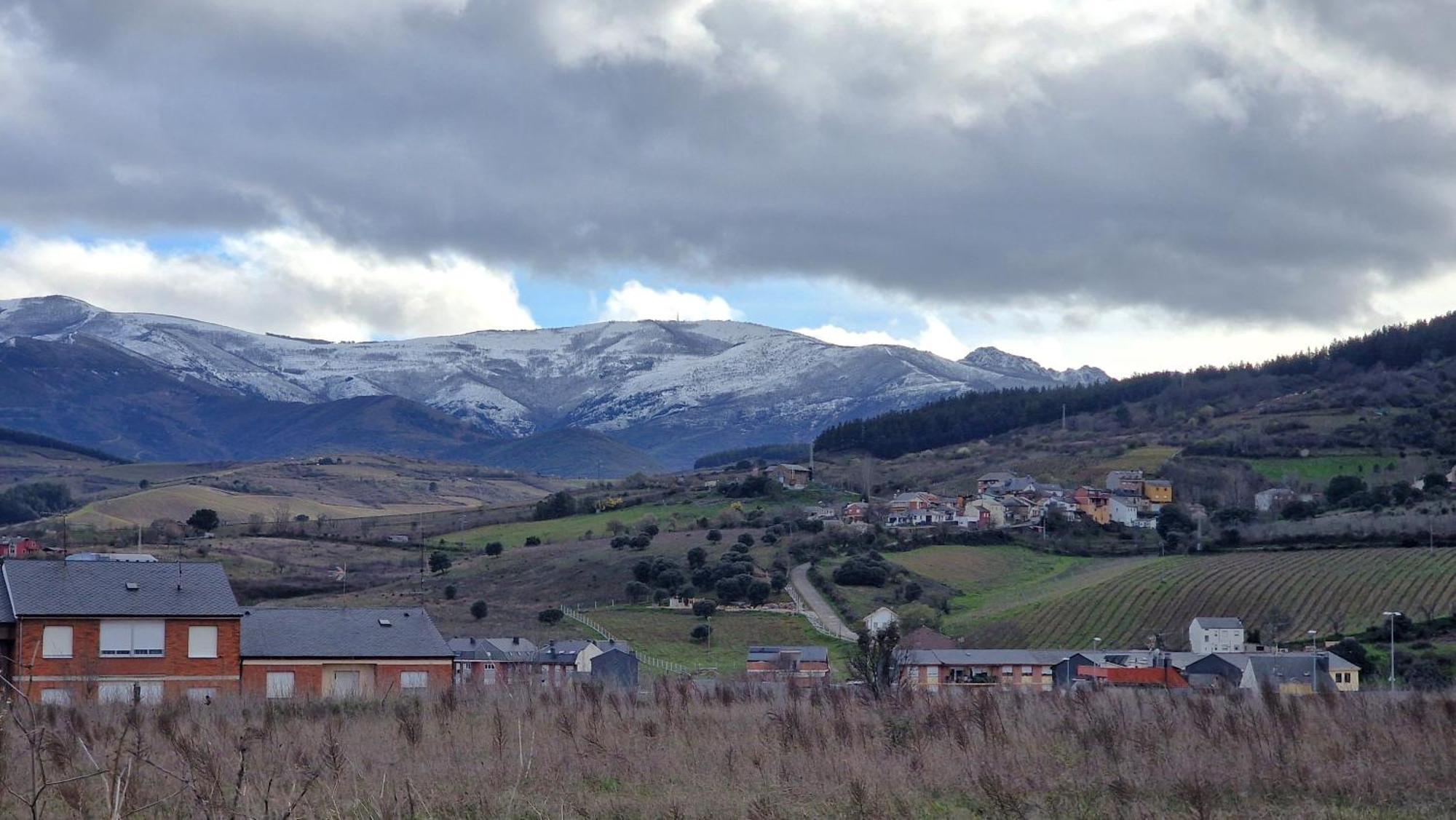 Nomada Castillo _ Vut-Le-251 Ponferrada Exterior photo